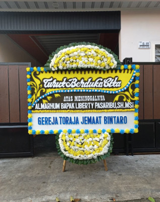 Papan Bunga Duka di Semboro